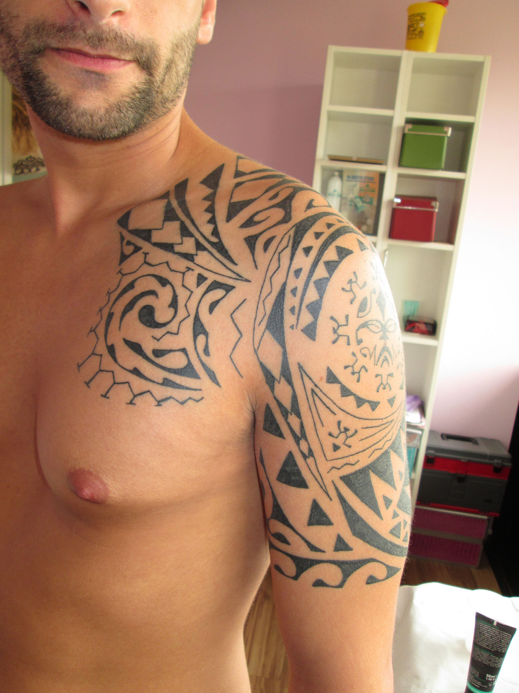 Maori petto braccio